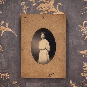 Antique Bomar Cabinet Card Portrait of a Young Woman Posing in Dress Oval Photo